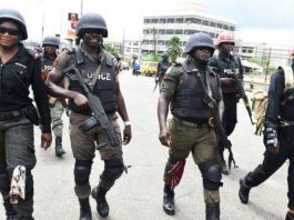 Police Nab 10 Suspects In Mushin Raid