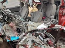 Three Dead, Two injured In Auto Crash