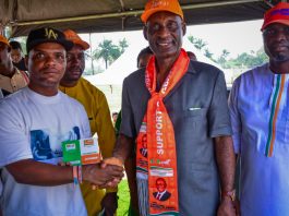 BREAKING NEWS: Over 100 Sowore AAC Members Decamp To SDP In Delta