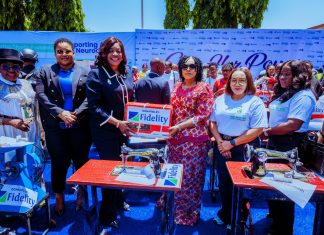 Delta First Lady, Fidelity Bank Empower 500 Women With Cash Grants, Equipment
