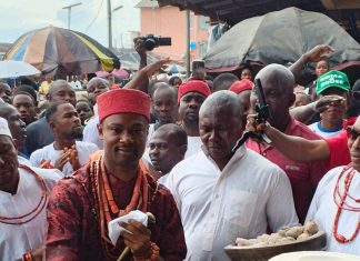 Issele-Uku Monarch Marks 10th Izu Afiachi Festival